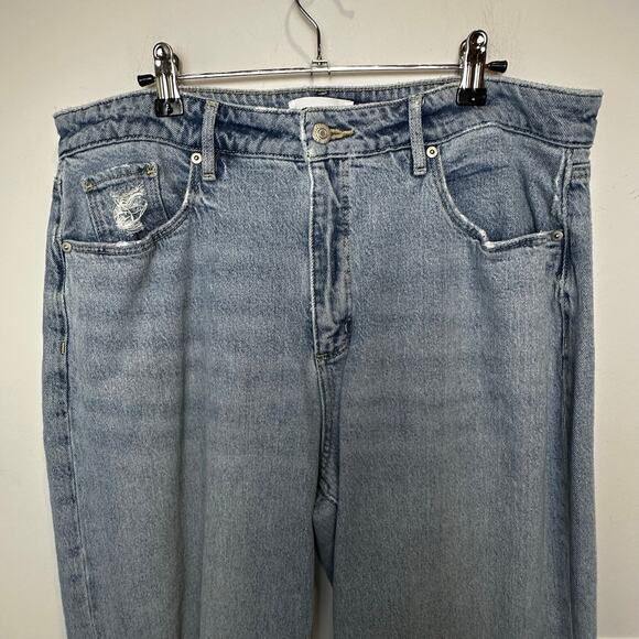 LOFT Women’s Jeans Size 12 Curvy Wide Leg Raw Hem Distressed Light Wash Denim - Picture 3 of 11